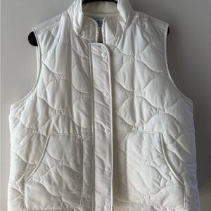 Croft & Barrow Women's Ivory Quilted Vest